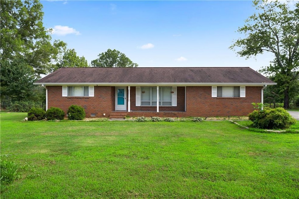 701 W Nance Springs Rd SW, Dalton, GA 30721 - photo 1