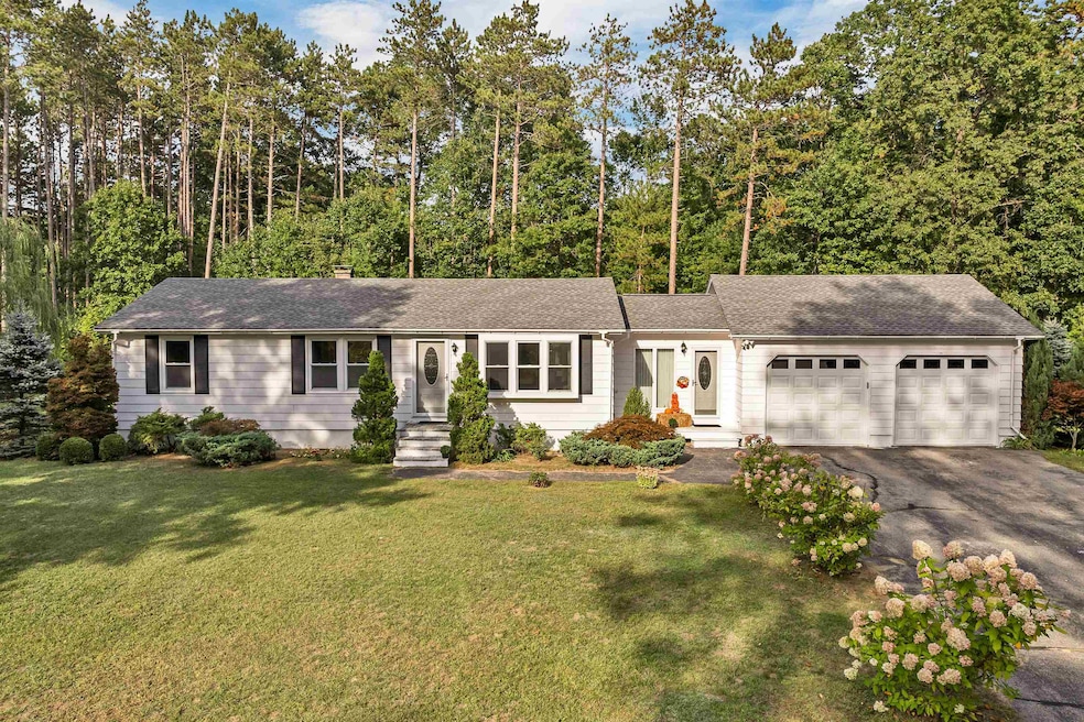 5 Pauls Way, Amherst, NH 03031 - photo 1