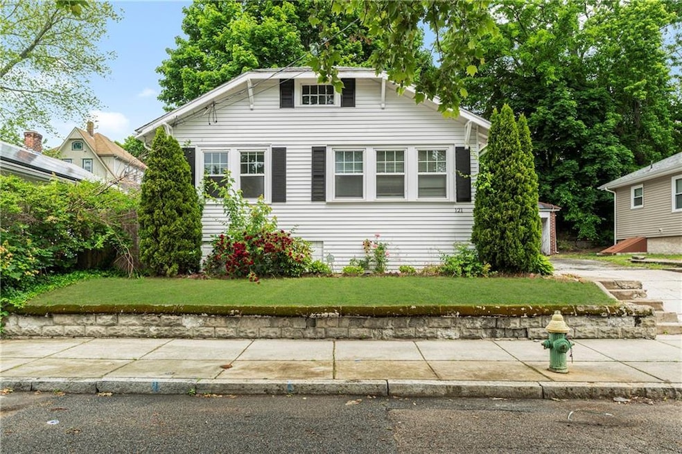 121 California Ave, Providence, RI 02905 - photo 1