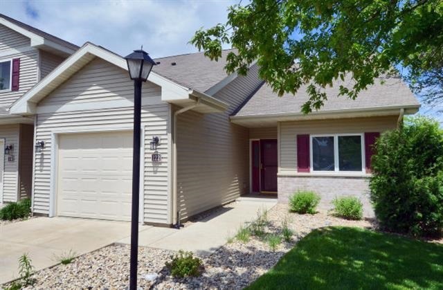 122 Elliott Ln, Oregon, WI 53575 - photo 1