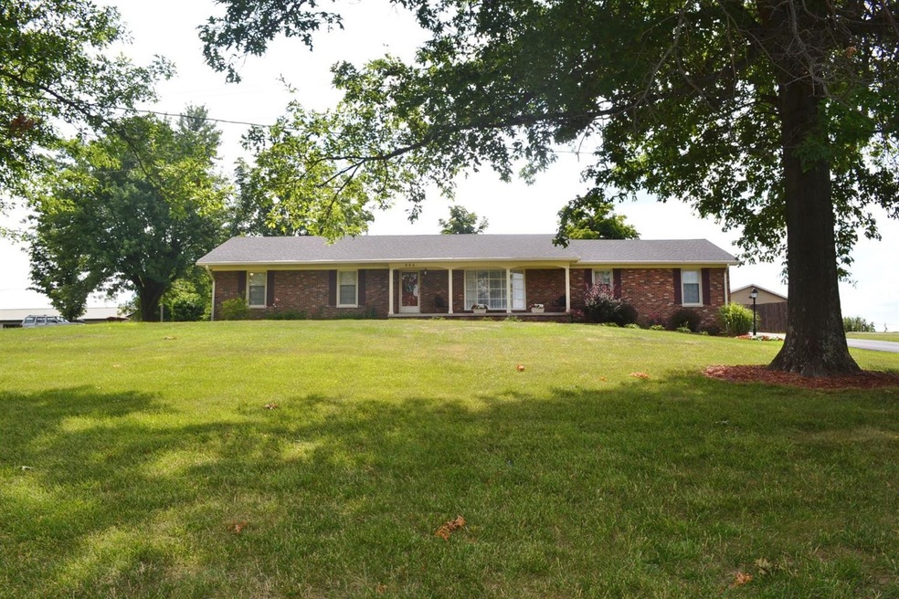 994 Beaumont Ave, Harrodsburg, KY 40330 - photo 1