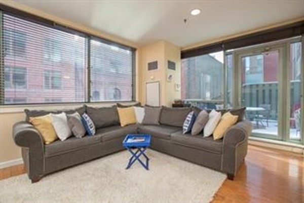 The Strada 234 unit 704, Boston, MA 02114 - photo 1