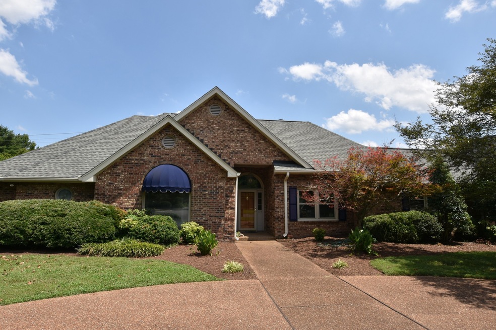 117 Pebble View Dr, Franklin, TN 37064 - photo 1