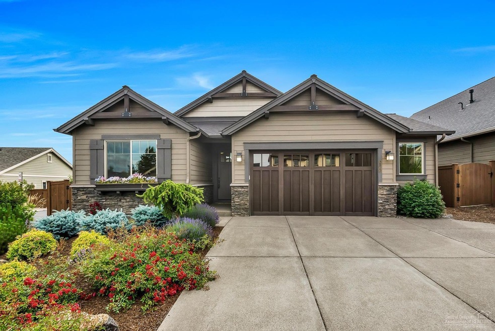 61156 Manhae Ln, Bend, OR 97702 - photo 1