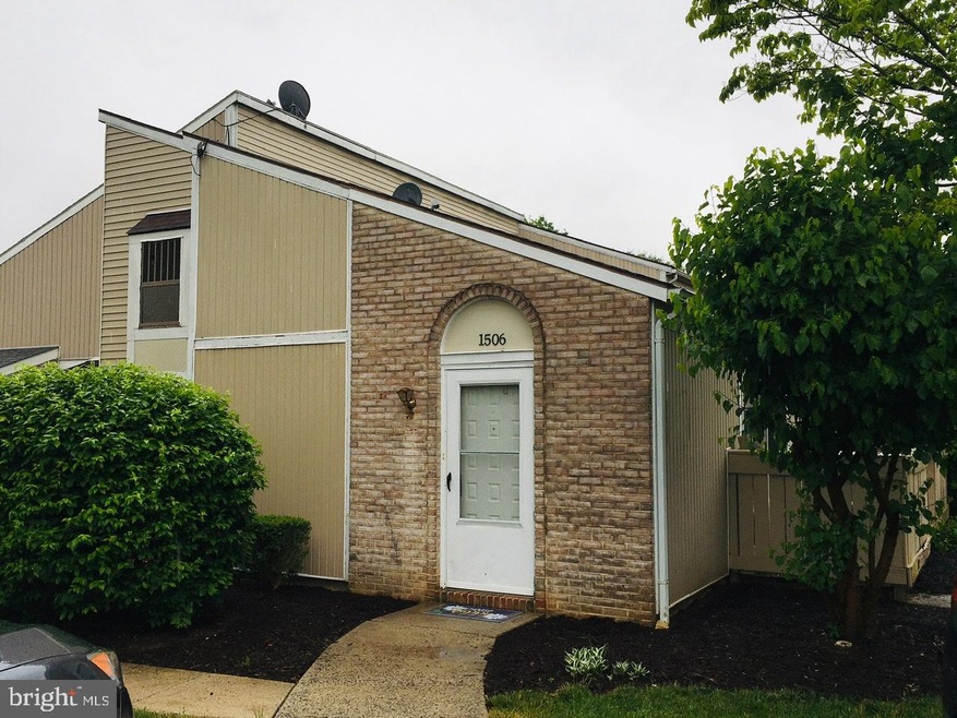 1506 Kensington Dr, Hagerstown, MD 21742 - photo 1