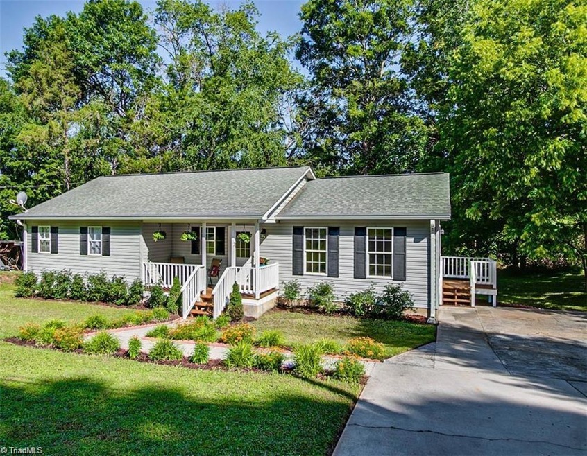 346 E Ridge St, Ramseur, NC 27316 - photo 1