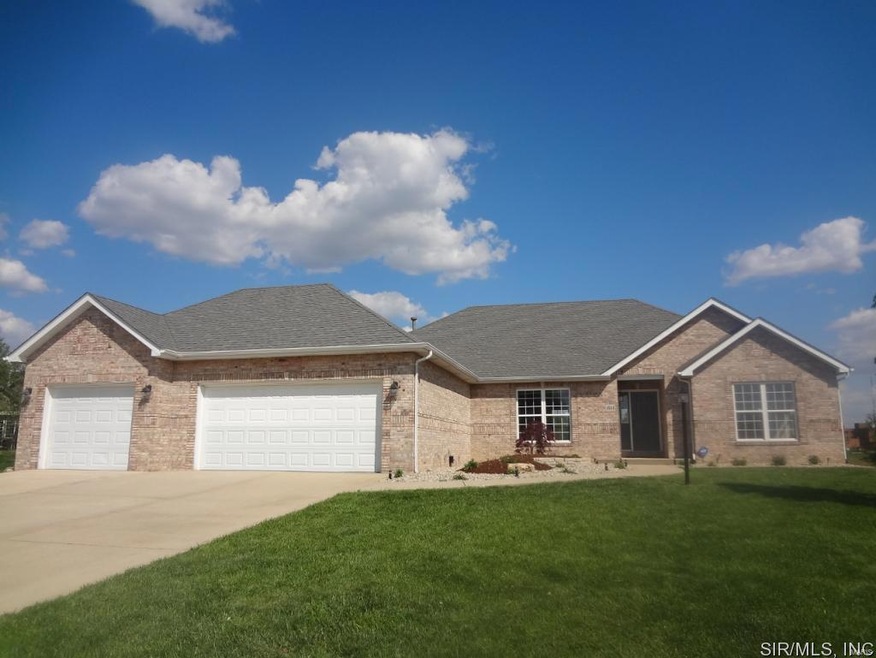 4944 Autumn Oaks Dr, Maryville, IL 62062 - photo 1