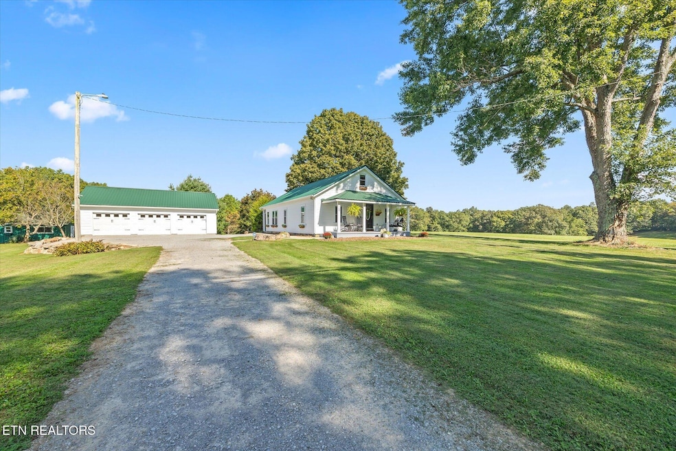 For Sale $565,000 • Co-Listing Agent