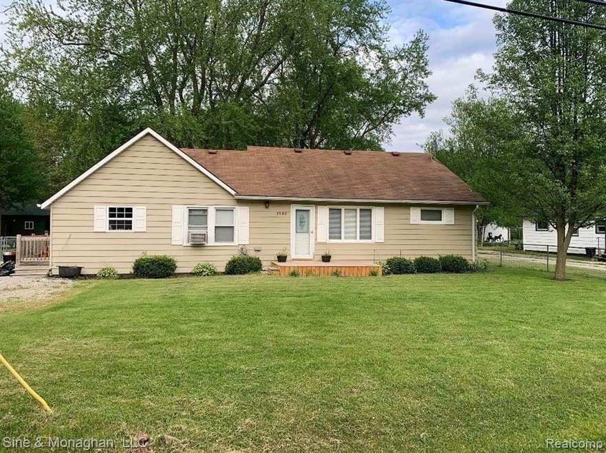 2580 Alger Rd, Port Huron, MI 48060 - photo 1