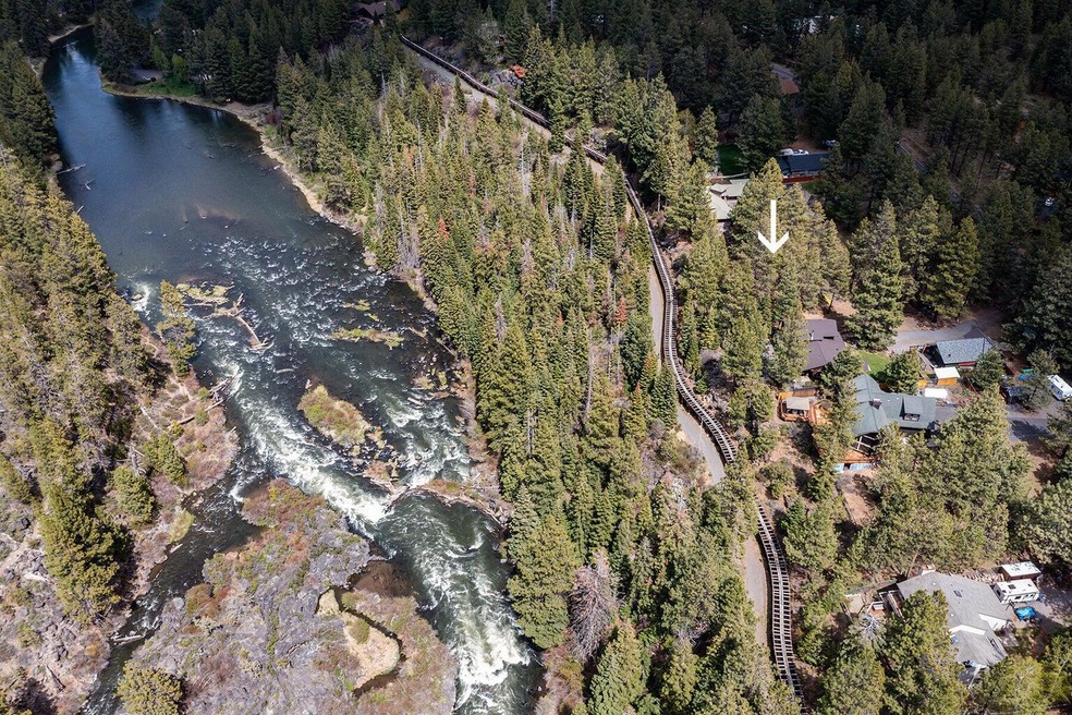 18788 Choctaw Rd, Bend, OR 97702 - photo 1