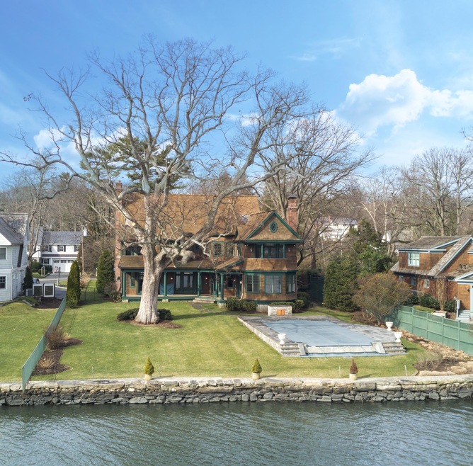 25 Willowmere Circle