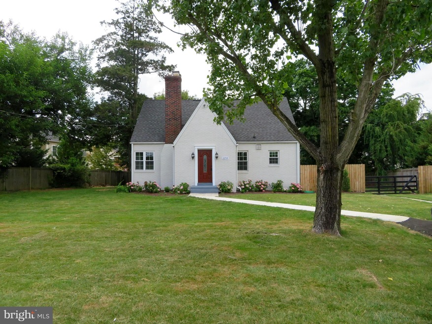 22510 Ridge Rd, Germantown, MD 20876 - photo 1