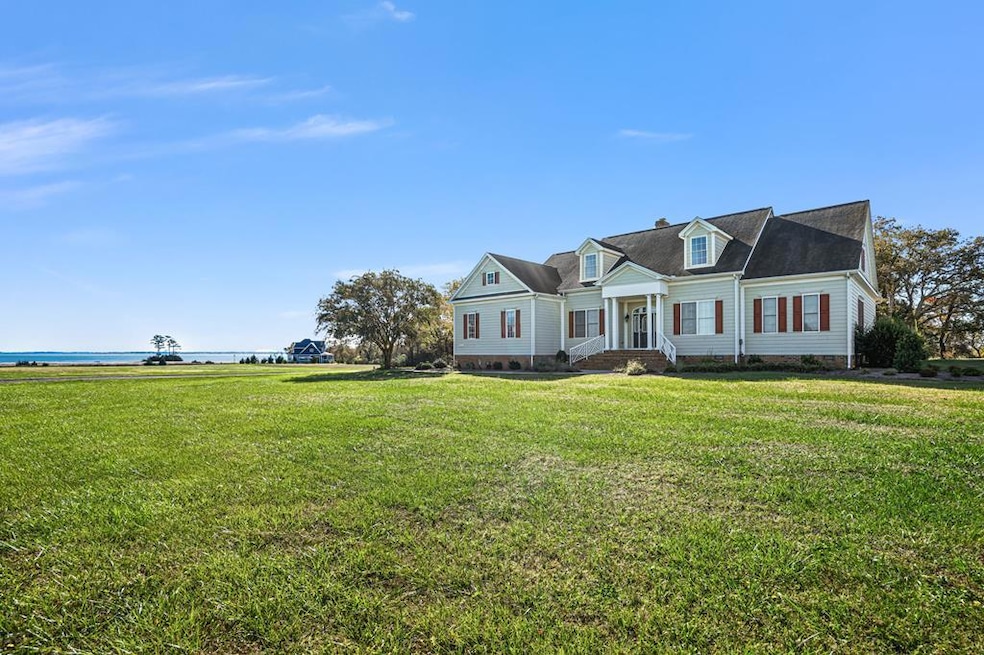 For Sale $675,000 • Co-Listing Agent