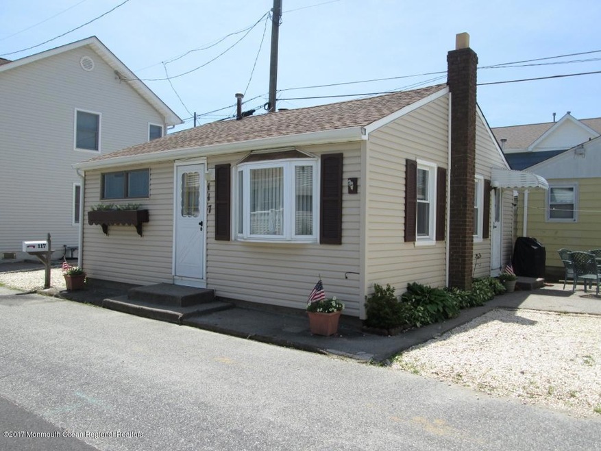 117 Brooks