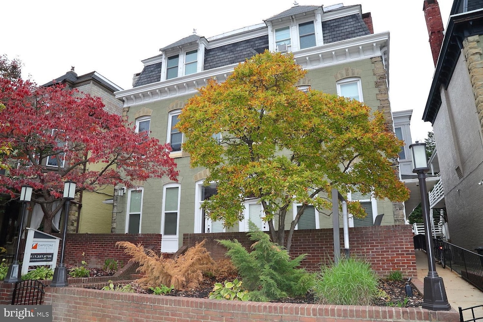 For Rent $1,375/month