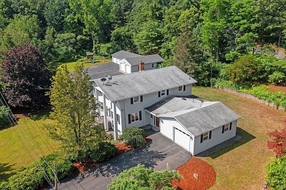 651 Mechanic St, Leominster, MA 01453 - photo 1