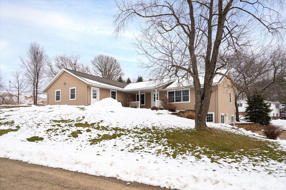 01-206 Shird Ct La Farge--15