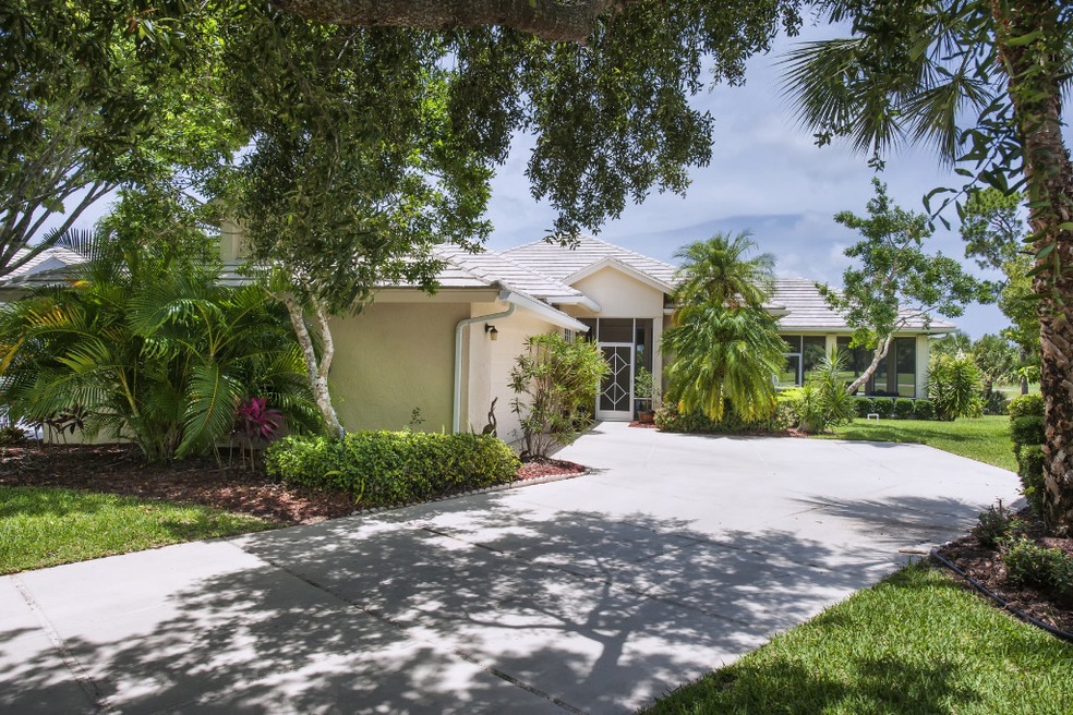 9404 Poinciana Ct, Fort Pierce, FL 34951 - photo 1