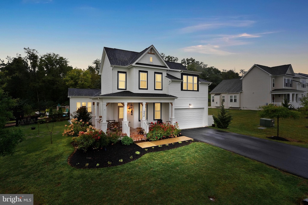 18424 Presidio Place, Round Hill, VA 20141 - photo 1