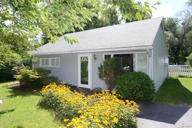 2605 Flagg Place, Yorktown Heights, NY 10598 - photo 1