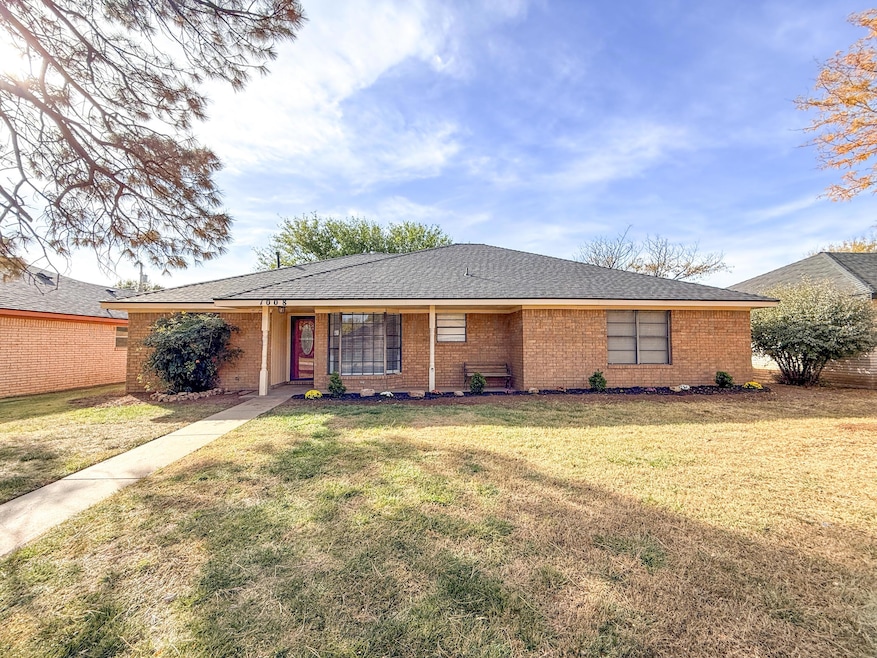 1008 Santa fe Trail, Canyon, TX 79015 - photo 1