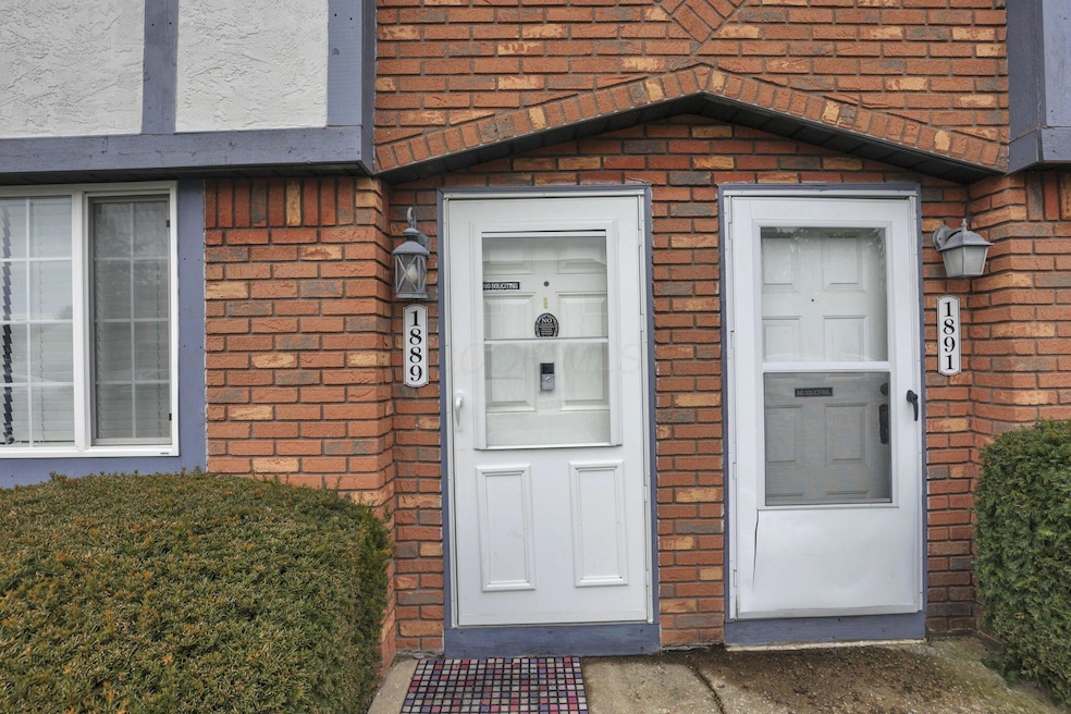 1889 Slaton Ct unit 1889, Columbus, OH 43235 - photo 1