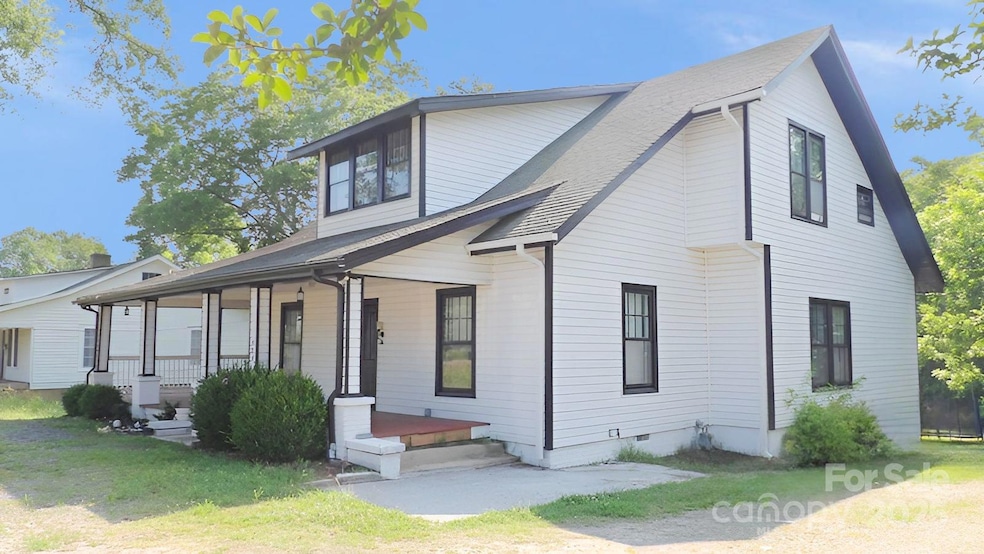 404 N Main St, Clover, SC 29710 - photo 1