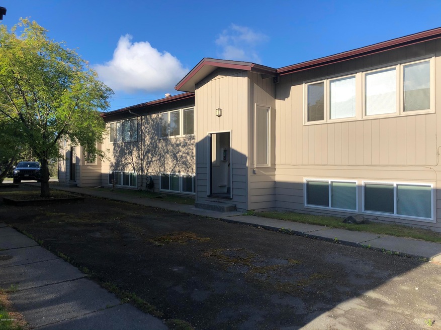 2516 W 27th Ave unit 2, Anchorage, AK 99517 - photo 1