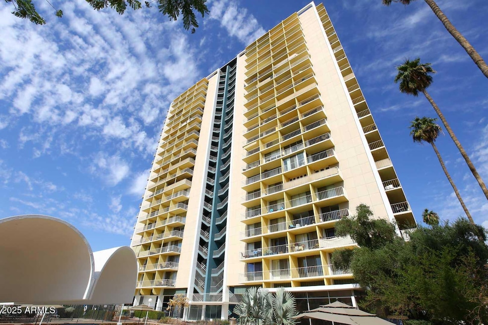 Executive Towers Condominiums unit 2A, Phoenix, AZ 85013 - photo 1