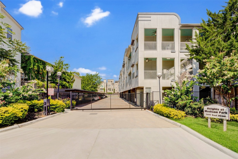 1441 East St unit 205, Houston, TX 77007 - photo 1