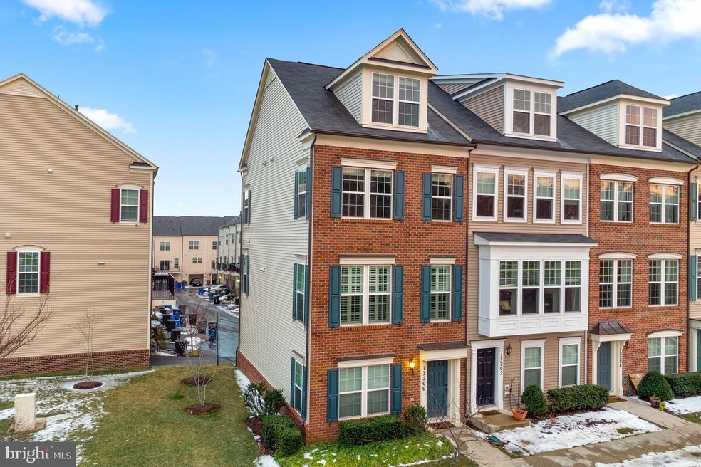 13200 Shawnee Ln unit 901, Clarksburg, MD 20871 - photo 1