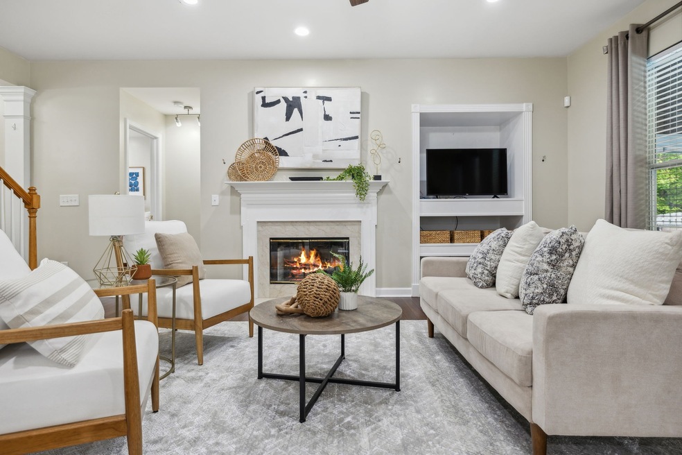 1021 Tanyard Springs Dr, Spring Hill, TN 37174 - photo 1