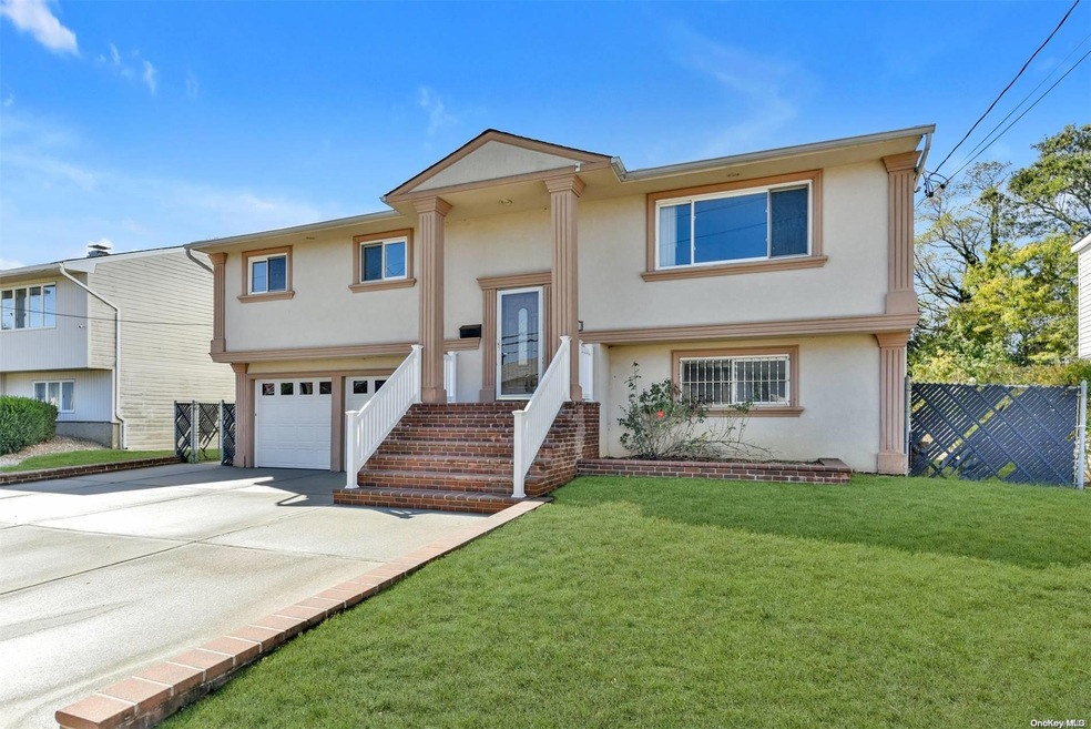 3742 Illona Ln, Oceanside, NY 11572 - photo 1