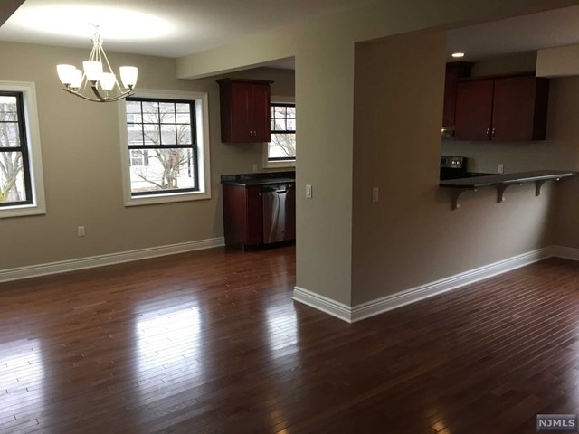 648 Godwin Ave unit 2, Midland Park, NJ 07432 - photo 1