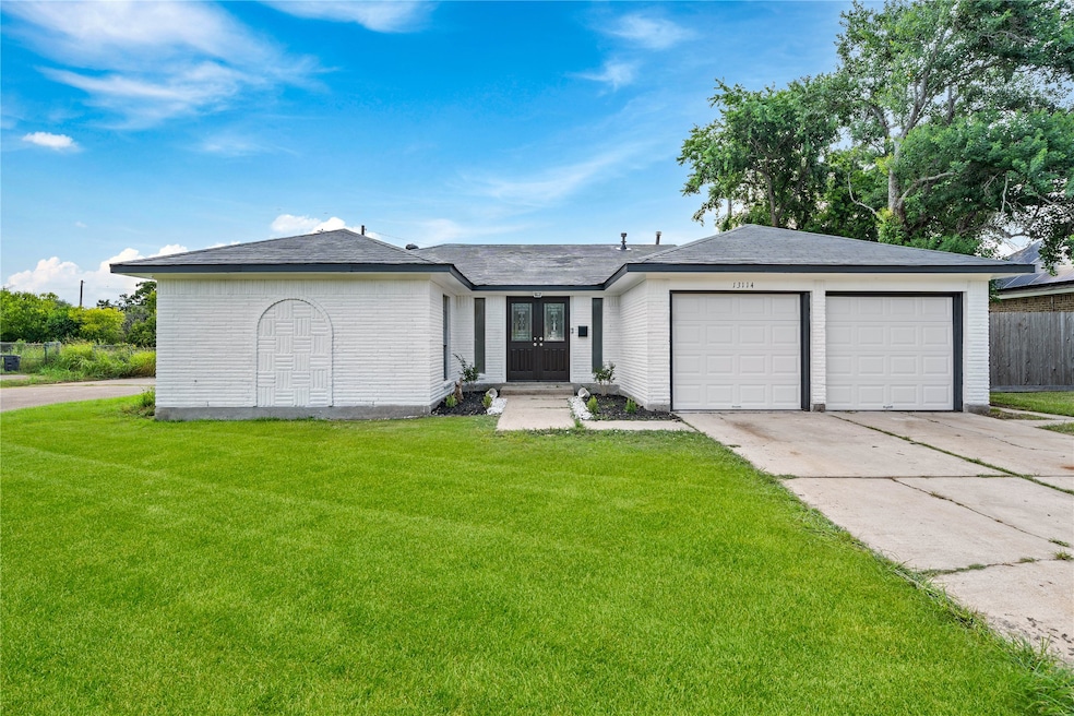 For Sale $249,400 • Co-Listing Agent