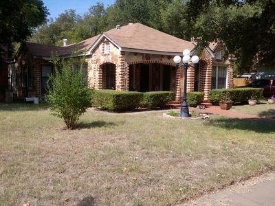 505 N Buffalo Ave, Cleburne, TX 76033 - photo 1