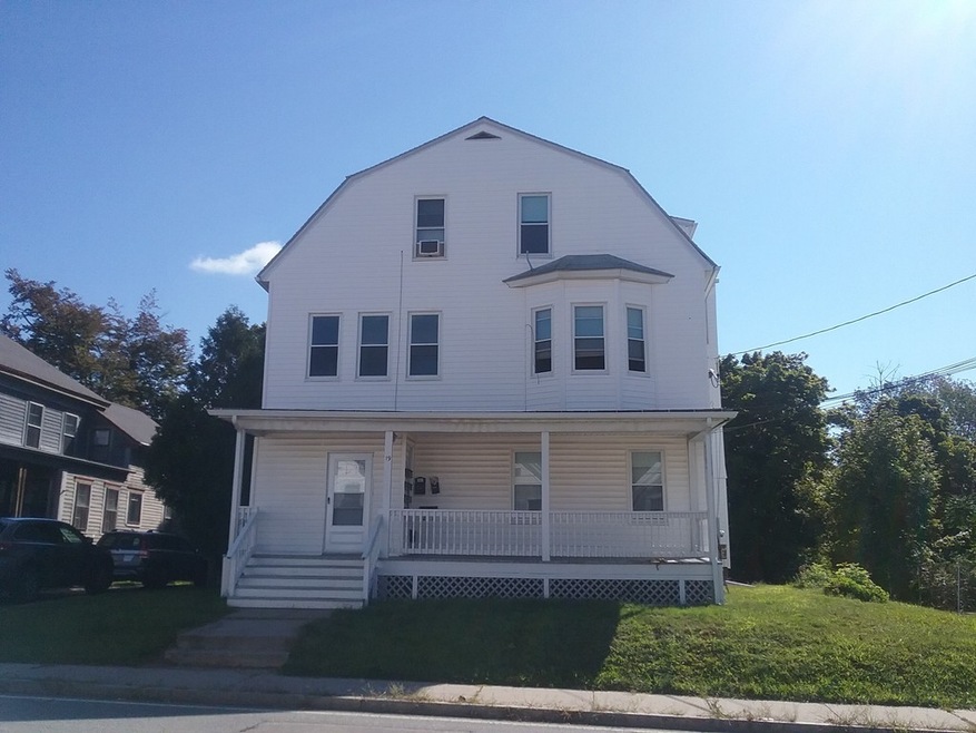19 Pleasant St unit 2, Leicester, MA 01524 - photo 1