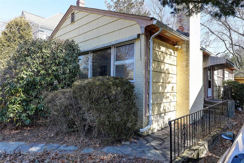 107 Cole Ave, Providence, RI 02906 - photo 1