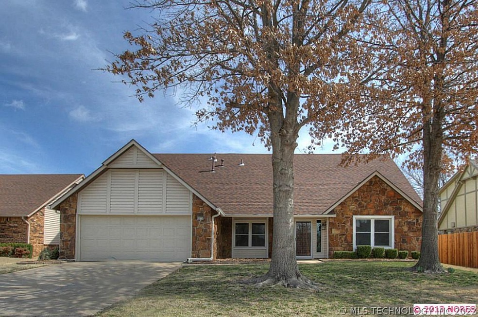 Impeccable home w/one year home warranty! Newer ro