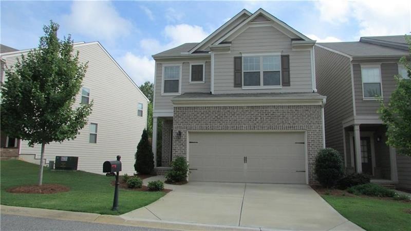 Beautiful 4/2.5 home. Private wooded backyard. Ful