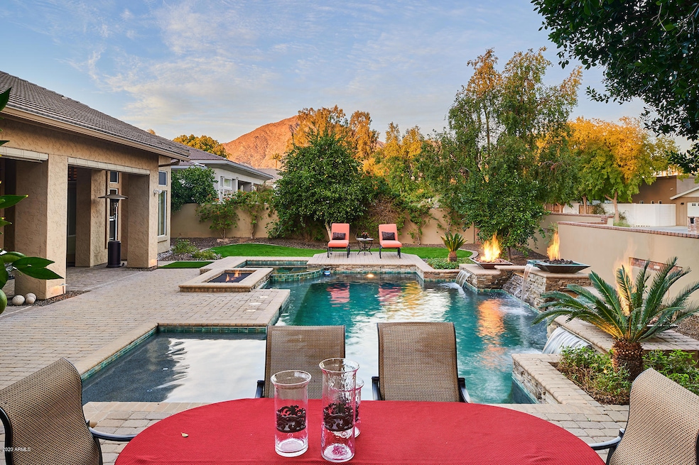 4129 N 49th Way, Phoenix, AZ 85018 - photo 1