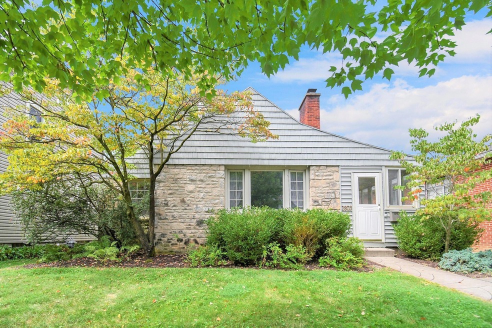 1-web-or-mls-2803-kensington-pl-w
