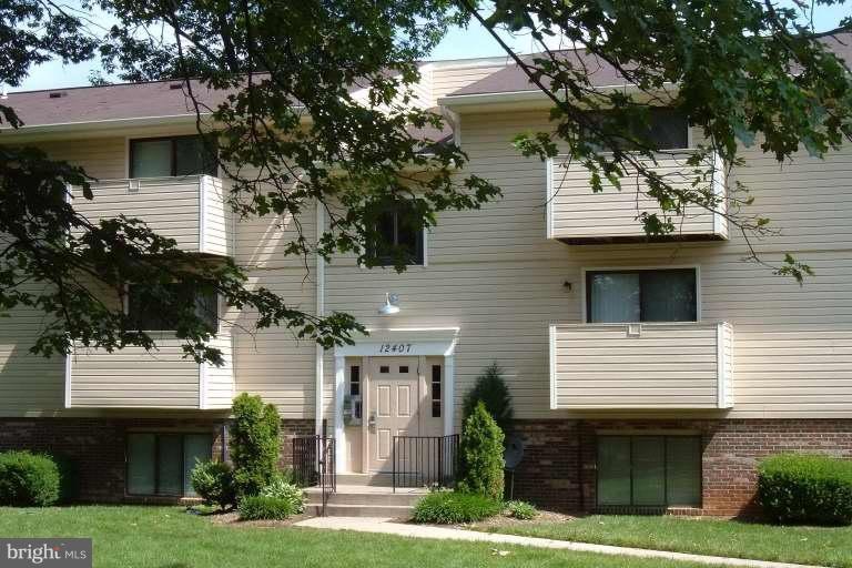 12407 Hickory Tree Way unit L, Germantown, MD 20874 - photo 1