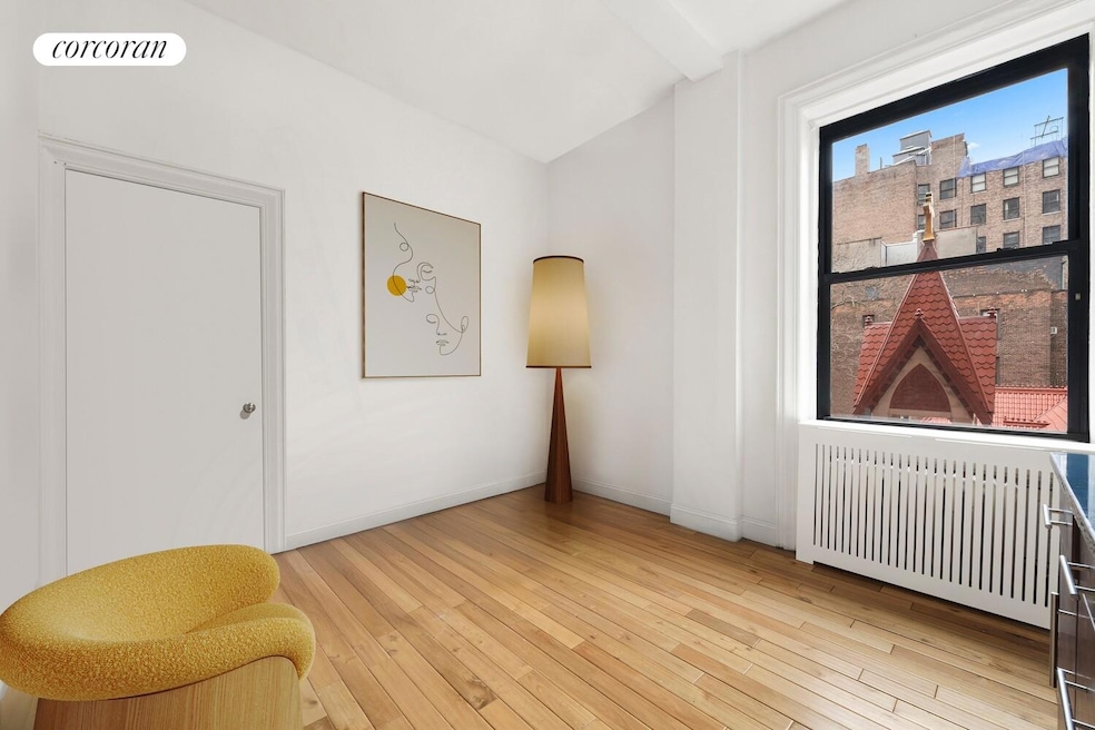 Lincoln Spencer Cooperative unit 38A, New York, NY 10023 - photo 1