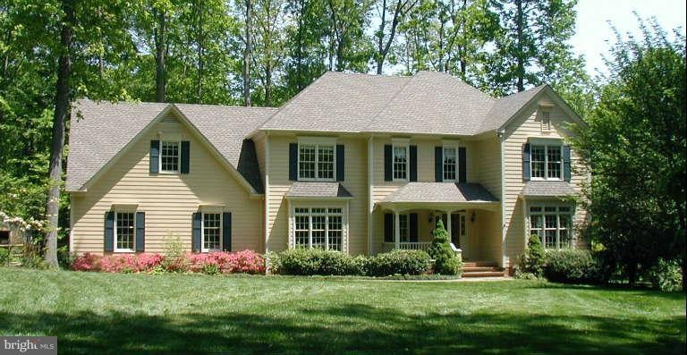 7205 Bloomsbury Ln, Spotsylvania, VA 22553 - photo 1