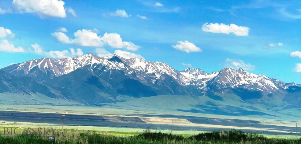 Massive Views of the Madison Mountains