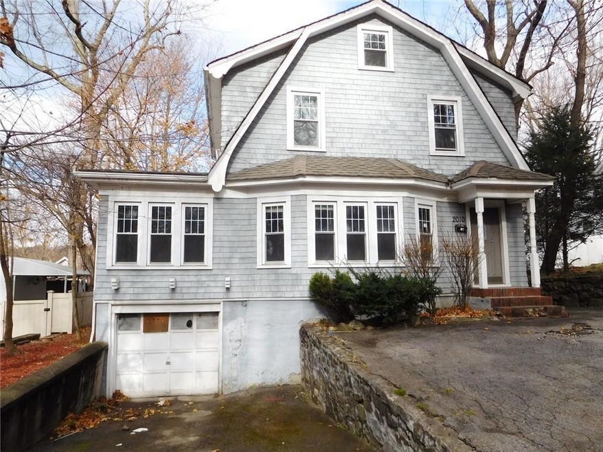 2010 Crompond Rd, Cortlandt Manor, NY 10567 - photo 1