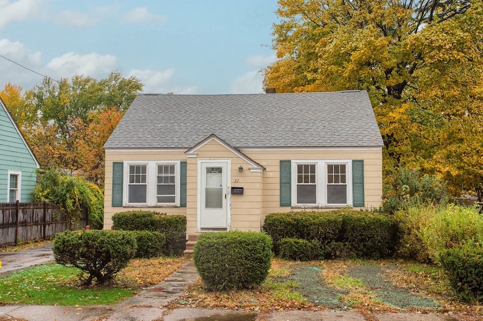 27 Marlboro St, Lawrence, MA 01843 - photo 1