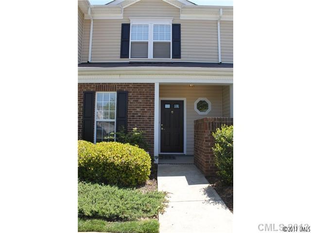 Exterior Front - 224 Ross Moore, great location an