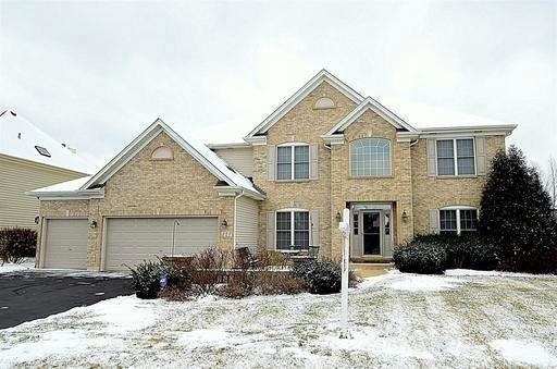 327 Robinson Way, Batavia, IL 60510 - photo 1